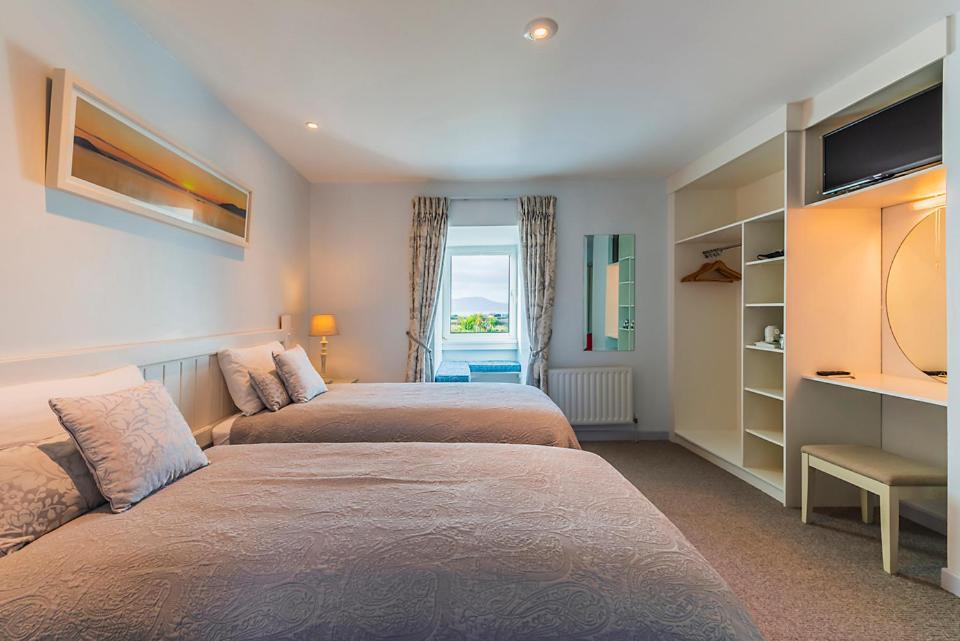 Klondyke House B&B ウォータービル エクステリア 写真