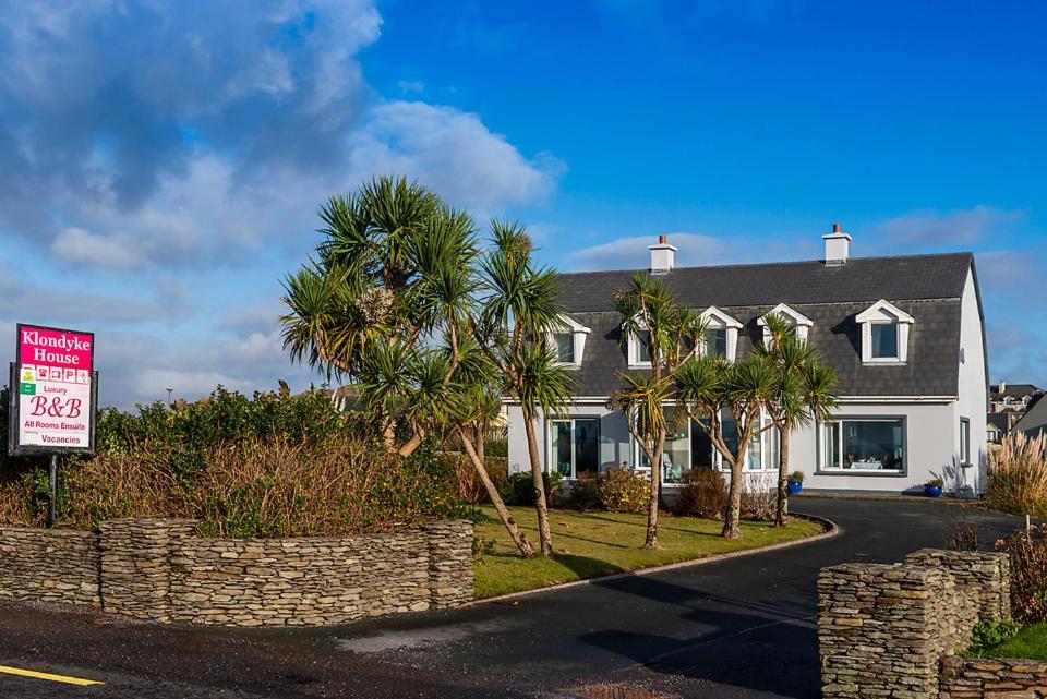 Klondyke House B&B ウォータービル エクステリア 写真